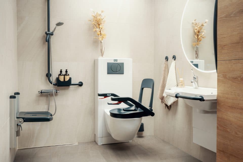 Bano bathroom decorated